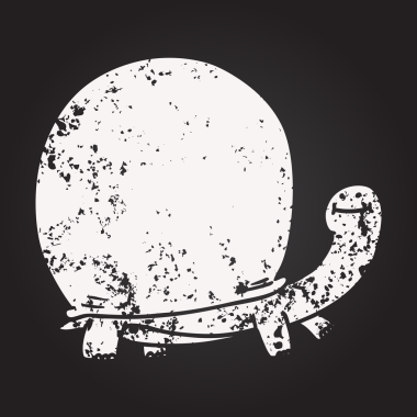 Bir insan tarafından çizilmiş kara tahta tebeşirli kaplumbağa.