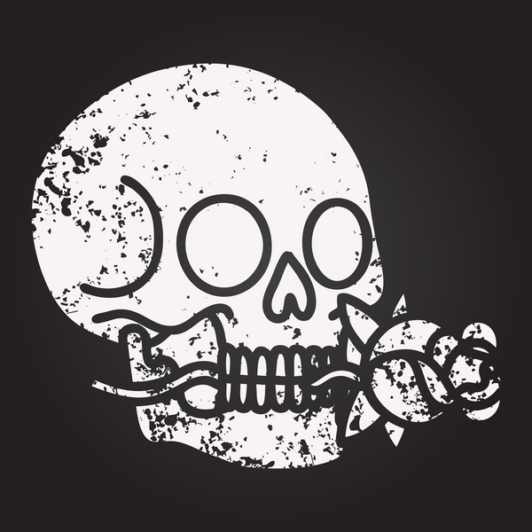 Kara tahta tebeşir dövmesi bir insan tarafından çizilmiş bir kafatasının siyah stili.