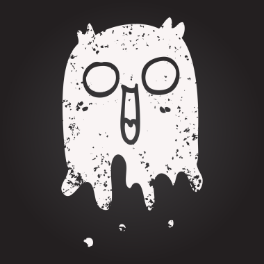 Kara tahta tebeşirle siyah beyaz çizgi film bir insan tarafından çizilmiş ürkütücü hayalet.