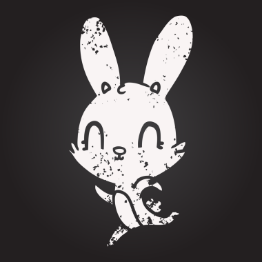 Bir insan tarafından çizilmiş kara tahta tebeşir şirin çizgi film tavşanı.