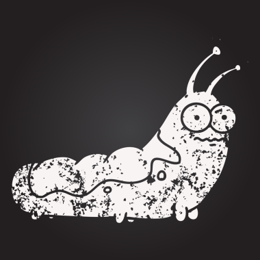 Karatahta tebeşir komik tırtıl bir insan tarafından çizilmiş.