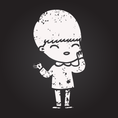 Bir insan tarafından çizilmiş kara tahta tebeşirli mutlu çizgi film çocuğu.