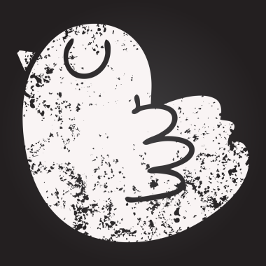 Karatahta tebeşir bir insan tarafından çizilmiş tuhaf çizgi film sarı kuş.