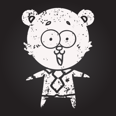 Karatahta tebeşirle gülen oyuncak ayı tişörtü ve bir insan tarafından çizilmiş kravat