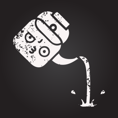 Tahta tebeşir, bir insan tarafından çizilmiş çaydanlığın karikatürü.