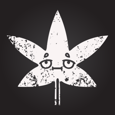Karatahta bir insan tarafından çizilmiş marihuana yaprağının karikatürü.