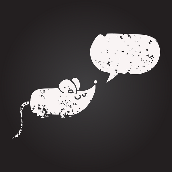 Tahta tebeşirle şirin el yazısıyla çizilmiş konuşma balonu çizgi film faresi bir insan tarafından çizilmiş.