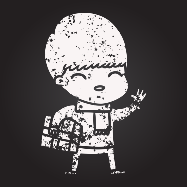 Bir insan tarafından çizilmiş kara tahta tebeşirli mutlu çizgi film çocuğu.