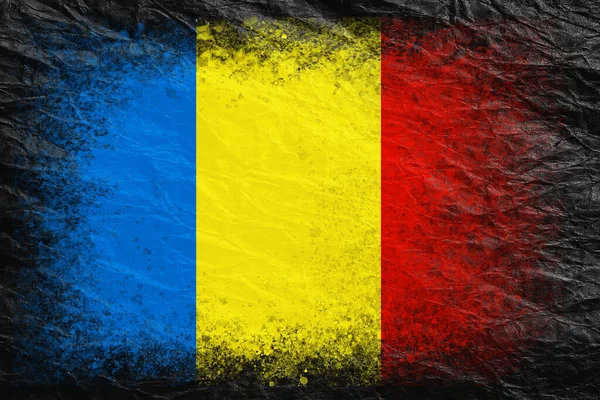 Σημαία Της Ρουμανίας Σημαία Είναι Βαμμένη Μαύρο Τσαλακωμένο Χαρτί Χαρτί — Φωτογραφία Αρχείου