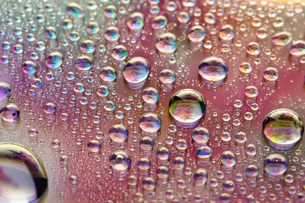 Νερό Σταγόνες Αφηρημένο Φόντο Χρωματιστή Μακρο Υφή Πολλές Σταγόνες Ιριδίζουσα — Φωτογραφία Αρχείου