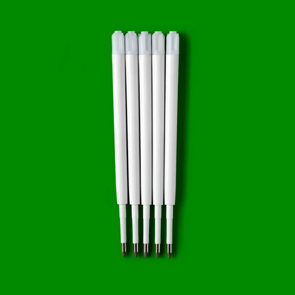 Tükenmez Kalem Için Doldur Tükenmez Kalemler Için Plastik Dolgular Yeşil — Stok fotoğraf