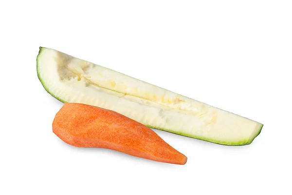 Zucchine Affettate Carota Verdure Fresche Ortaggi Isolati Fondo Bianco — Foto Stock