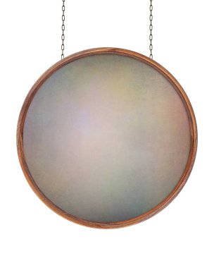 Tahta boş yuvarlak tabela demir zincirlerde asılı. Yuvarlak çerçeve ve grunge boyalı yüzey. Beyaz arkaplanda izole edilmiş işaret