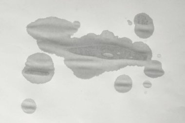 Kağıt üzerinde ıslak bir nokta. Boş ıslak kağıtlar. Islak eski kağıt. Soyut doku