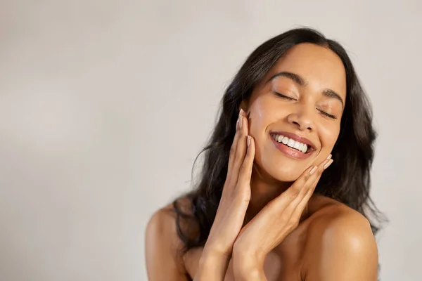 Portrait Beautiful Latin Woman Touching Her Clean Healthy Face Grey — Stock Photo, Image