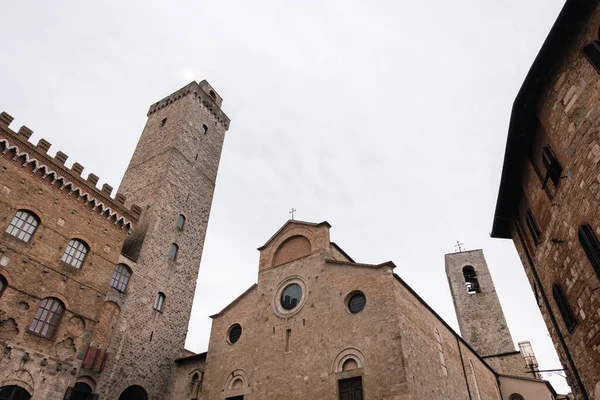 San gimignano siena eyaletinde, Toskana, Kuzey ve orta İtalya bir duvarlı küçük Ortaçağ tepe yeridir. ince kuleler kenti olarak bilinen.