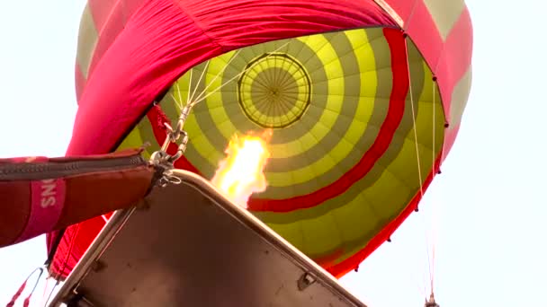 Inflating Balloons Dawn Sunrise Morocco Desert — Vídeo de Stock