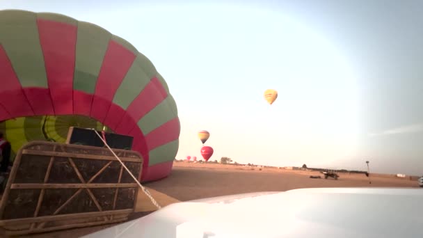 Inflating Balloons Dawn Sunrise Morocco Desert — Wideo stockowe