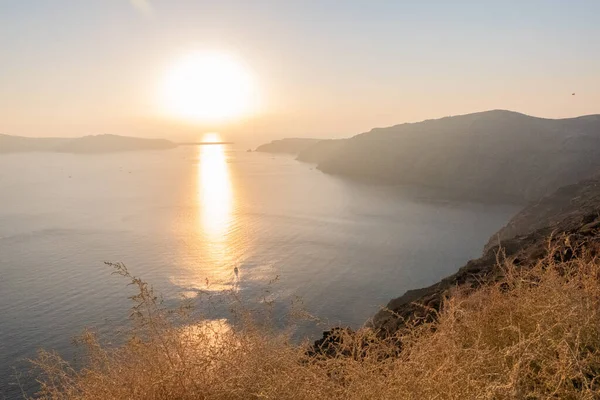 Kouzelný Západ Slunce Nad Mořem Ostrova Santorini Řečtině — Stock fotografie