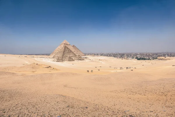 Tapasztalja Meg Egyiptom Nyári Vonzereje Révén Magával Ragadó Képeket Piramisok — Stock Fotó