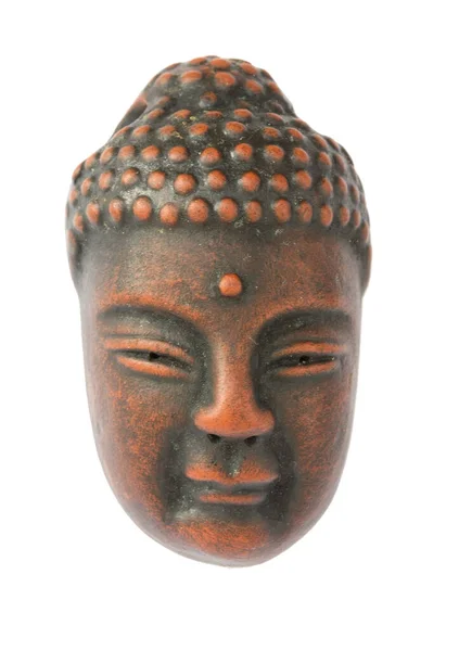 Hliněná Postava Buddhy Hlavu Nad Bílým Pozadím — Stock fotografie