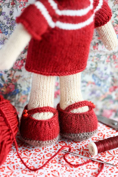 Cute Knitted Teddy Bear Toy Amigurumi Handcraft Knitting Tools Wool — Stock Photo, Image