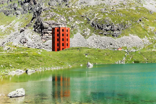 Grisons Suíça Junho 2023 Torre Teatro Julier Vermelha Passo Julier — Fotografia de Stock
