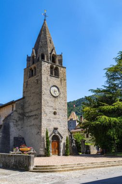 İsviçre 'nin Aigle kentindeki St. Aurice kilisesinde reforma uğramış tarihi bir kilise.