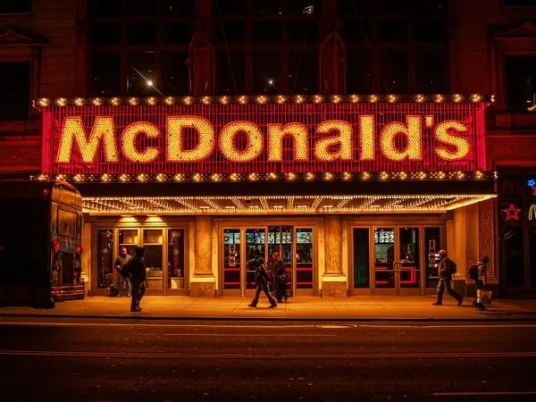 Nowość York Marca Nocny Widok Mcdonaldów Times Square Marca 2008 Zdjęcie Stockowe