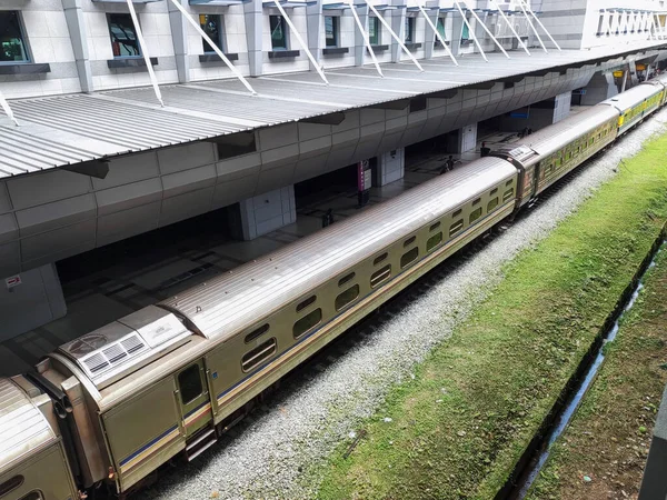 Johor Bahru Malasia Octubre 2022 Tren Detiene Andén Para Dejar —  Fotos de Stock