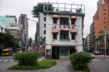 Taipei, Tayvan-4 Aralık 2022: Taipei Kamera Sokağı, Taipei, Tayvan 'daki Hankou Caddesi ve Boai Yolu' nun kesiştiği yer yakınlarındaki en yoğun fotoğraf ekipmanı kümesi.
