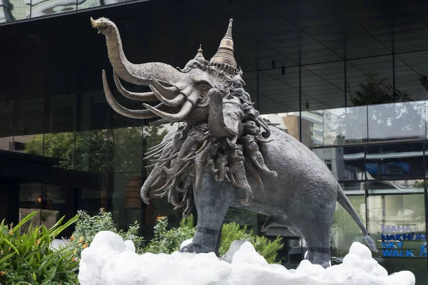Bangkok Tailandia Feb 2023 Headded Erawan Escultura Elefante Entrada Del —  Fotos de Stock