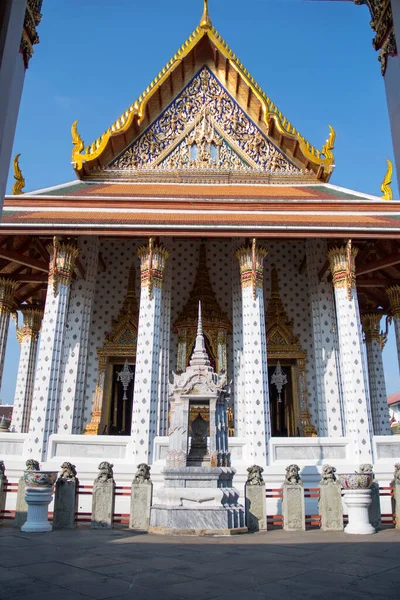 Widok Salę Święceń Wat Arun Ubozot Lub Sala Święceń Mieści — Zdjęcie stockowe