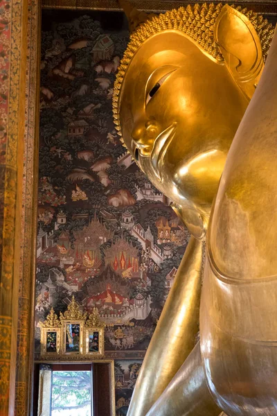 Gigantyczny Leżący Posąg Buddy Wat Pho Bangkoku Wat Pho Jest — Zdjęcie stockowe