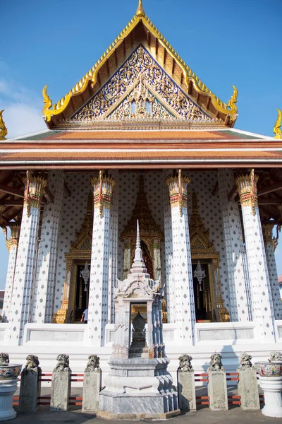 Widok Salę Święceń Wat Arun Ubozot Lub Sala Święceń Mieści — Zdjęcie stockowe