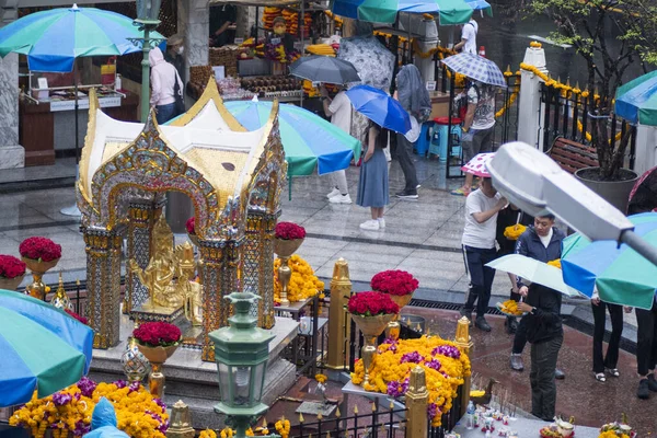 Bangkok Thailand Feb 2023 Människor Besöker Erawan Helgedomen För Att — Stockfoto