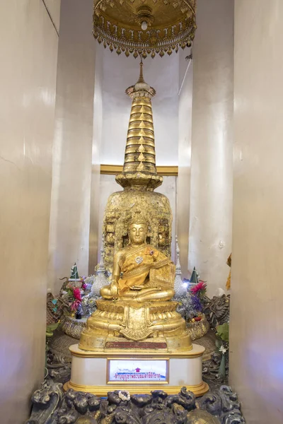 Las Estatuas Doradas Buda Las Reliquias Buda Wat Saket Wat — Foto de Stock