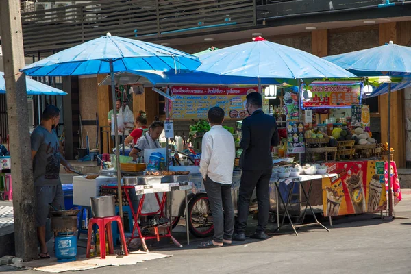 Banguecoque Tailândia Fevereiro 2023 Vendedor Local Com Seu Carrinho Vendendo — Fotografia de Stock