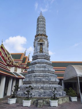 Bangkok Tayland 'daki Wat Pho Budist Tapınağı kompleksinde Phra Prang Tower