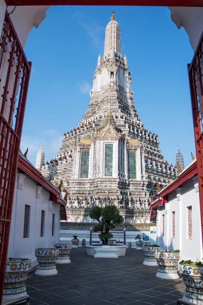 Impressive Architectural Details Wat Arun Temple Dawn Bangkok Landmark Wat — Stockfoto