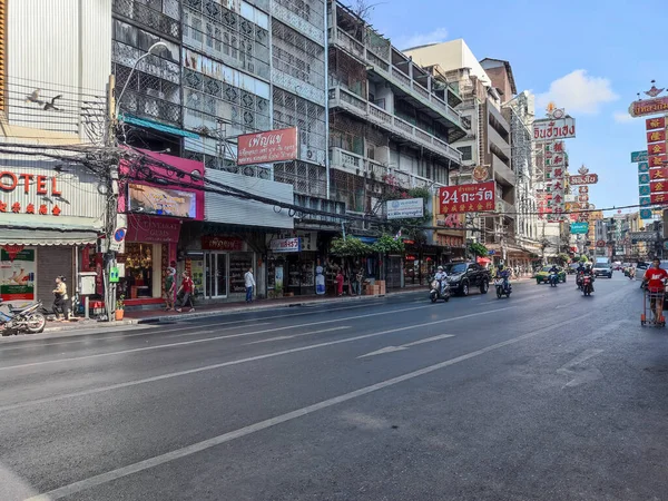 Bangkok Thailand Februar 2023 Bunte Schilder Säumen Die Yaowarat Road — Stockfoto