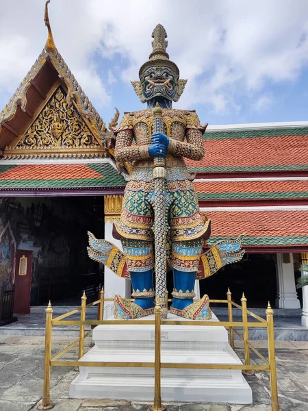 Banguecoque Tailândia Fevereiro 2023 Estátua Guardião Demônio Gigante Localizada Grande — Fotografia de Stock