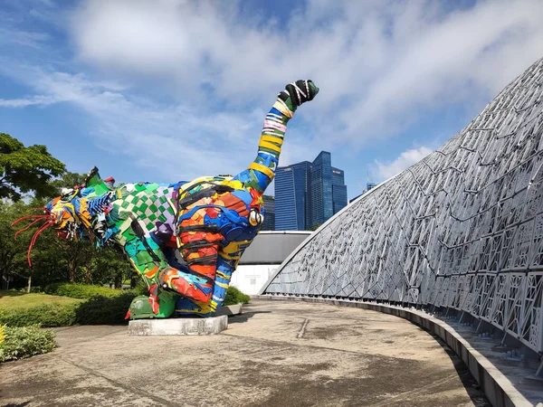Singapour Juin 2023 Sculpture Tigre Sumatra Étend Sur 10M Long — Photo