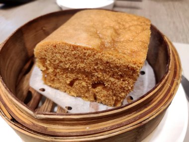 Ma Lai Gao olarak da bilinen Çin usulü sünger keki. Çin Dim Sum