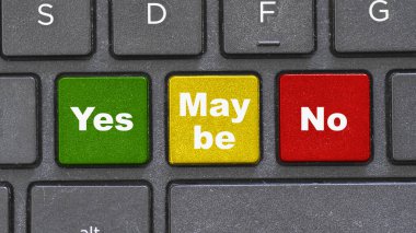 Evet, hayır ve belki tuşlarla bilgisayar siyah klavyesi