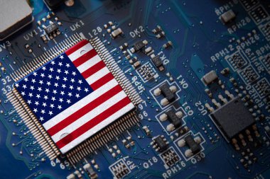 Birleşik Devletler bayraklı yarı iletken mikroçip. Yarı iletken endüstri