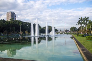 Manila, Filipinler-16 Ekim 2023: Manila, Filipinler 'deki Rizal Park. Rizal Park, Manila 'nın en önemli turistik yerlerinden biridir..