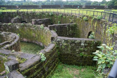 Manila, Filipinler- 14 Ekim 2023: Baluarte de San Diego Manila, Filipinler 'in en eski taş kalelerinden biri..