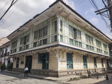 Manila, Filipinler- 13 Ekim 2023 Intromuros, Manila 'daki Casa Urdaneta binası. San Luis Plaza 'da yer almaktadır..