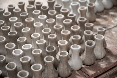 El yapımı çanak çömlek atölyesi